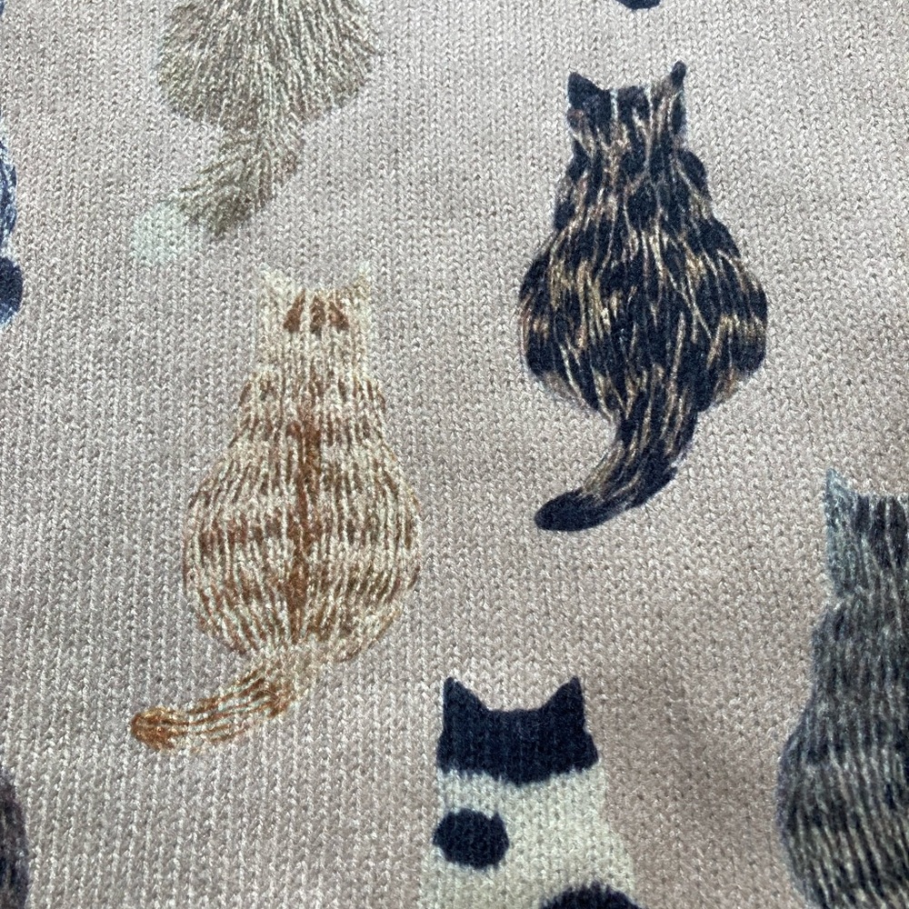 Cat Print Lightweight Knit Sweater | Size S | Kawaii Cottagecore Pet Lover Gift - Picture 3 of 9